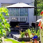 Loft House 170qm, Central, Own Garden, Parking Lot