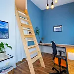 Loft House 170qm, Central, Own Garden, Parking Lot Offenbach am Main