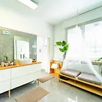 Loft House 170qm, Central, Own Garden, Parking Lot Semesterbostad Offenbach am Main