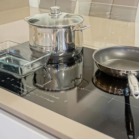 Loft House 170qm, Central, Own Garden, Parking Lot Holiday home *