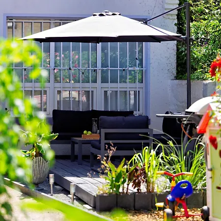 Loft House 170qm, Central, Own Garden, Parking Lot