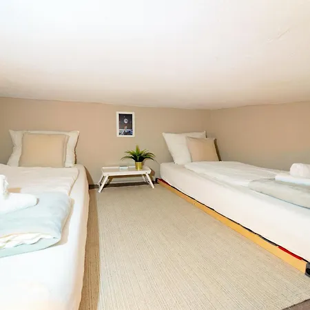 Loft House 170qm, Central, Own Garden, Parking Lot *