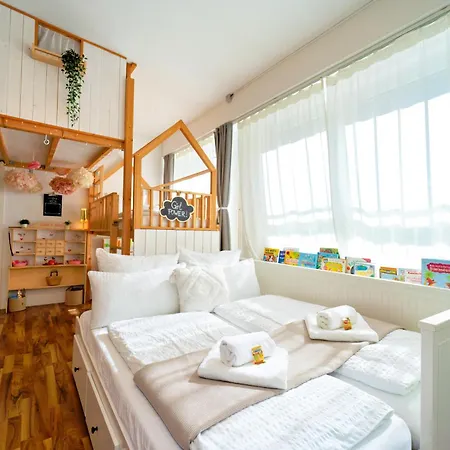 Loft House 170qm, Central, Own Garden, Parking Lot * Offenbach am Main