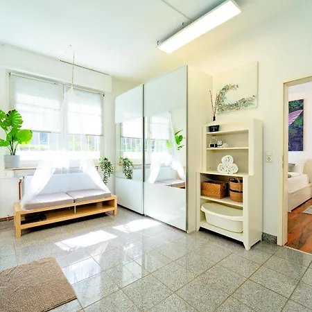 Loft House 170qm, Central, Own Garden, Parking Lot Offenbach am Main