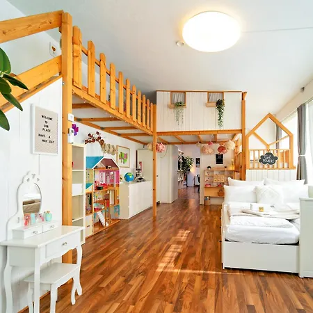 Loft House 170qm, Central, Own Garden, Parking Lot *