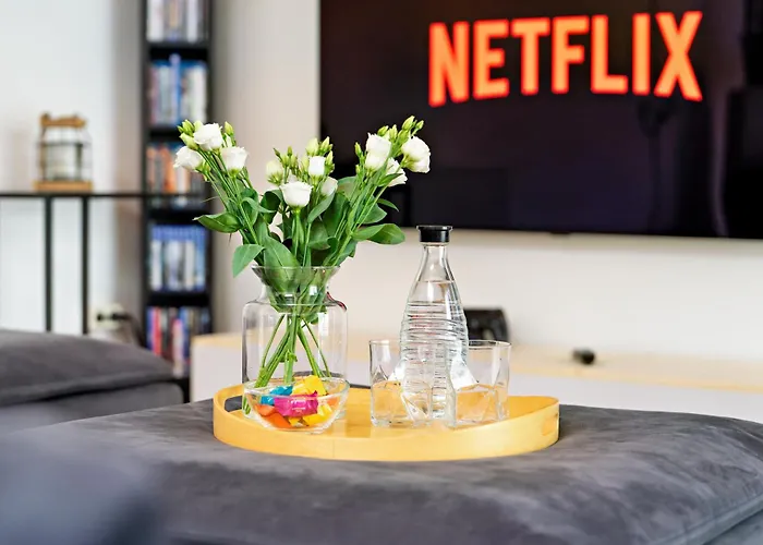 Loft House 170qm, Central, Own Garden, Parking Lot Casa vacanze Offenbach am Main