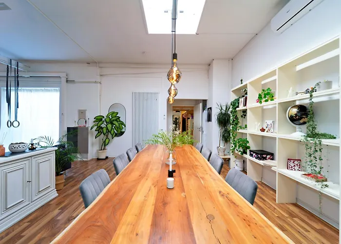 Loft House 170qm, Central, Own Garden, Parking Lot