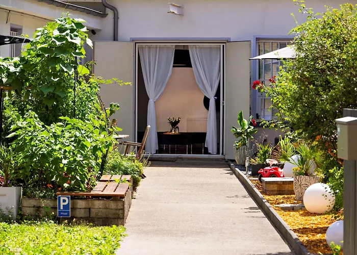 Casa vacanze Loft House 170qm, Central, Own Garden, Parking Lot Offenbach am Main