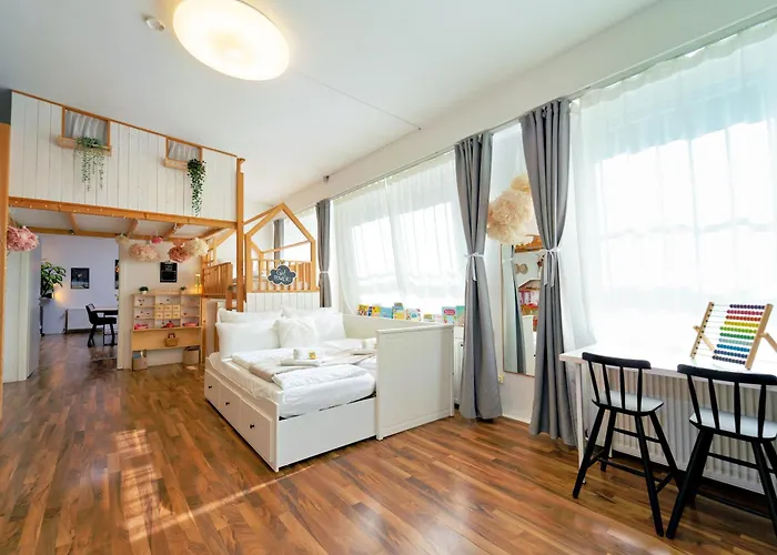 Casa vacanze Loft House 170qm, Central, Own Garden, Parking Lot