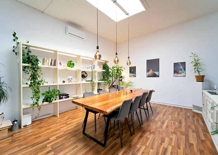 Loft House 170qm, Central, Own Garden, Parking Lot Offenbach am Main