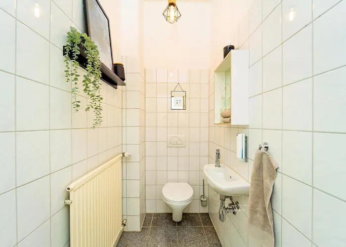 Loft House 170qm, Central, Own Garden, Parking Lot Casa vacanze