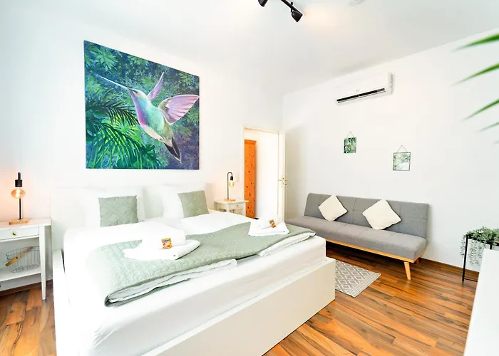 Casa vacanze Loft House 170qm, Central, Own Garden, Parking Lot *